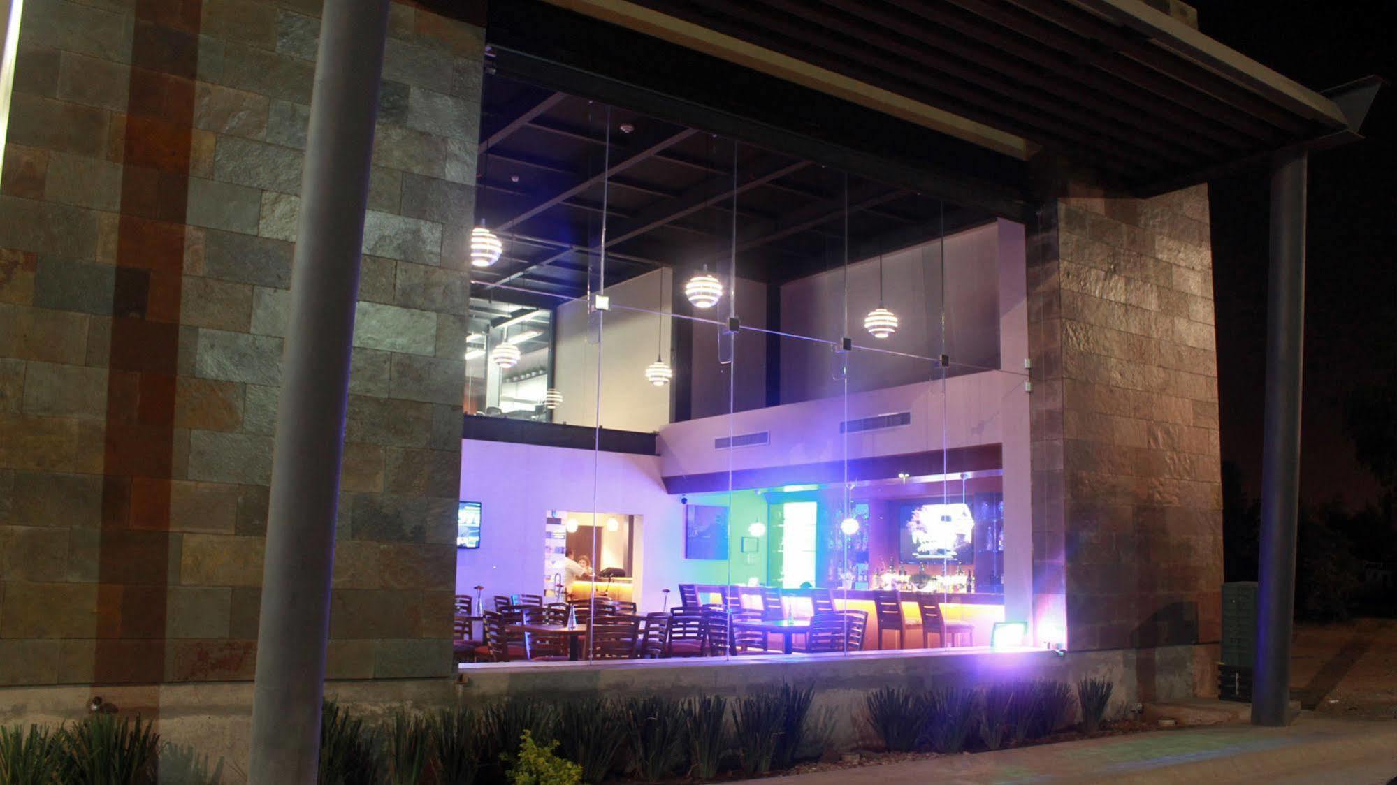 Booye Hotel Навохоа Экстерьер фото