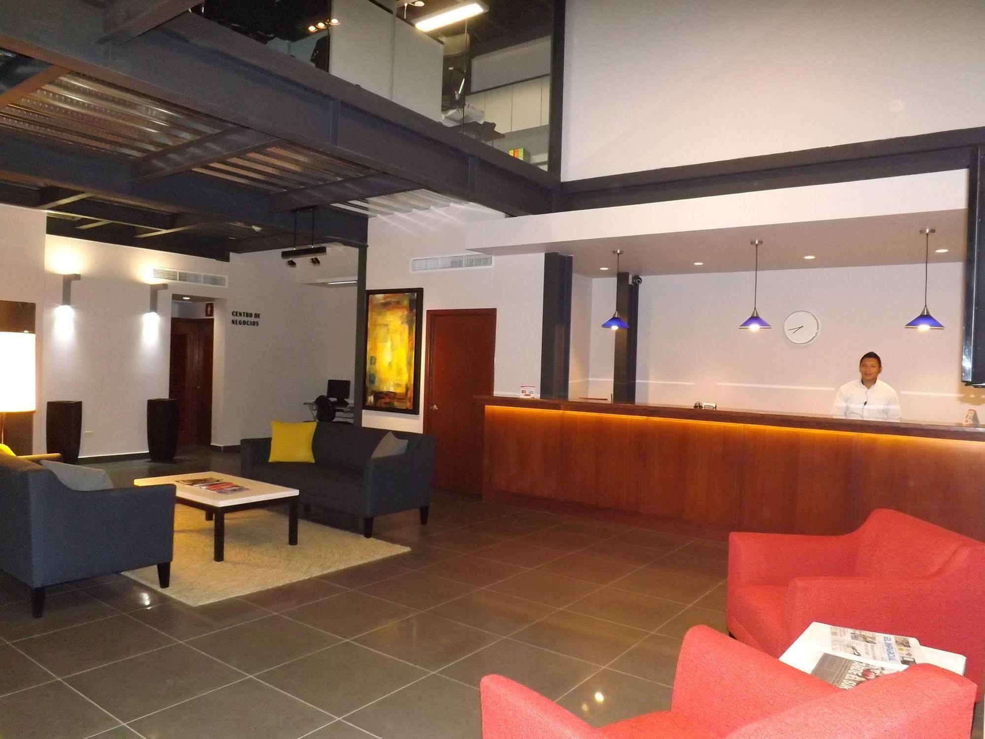 Booye Hotel Навохоа Экстерьер фото