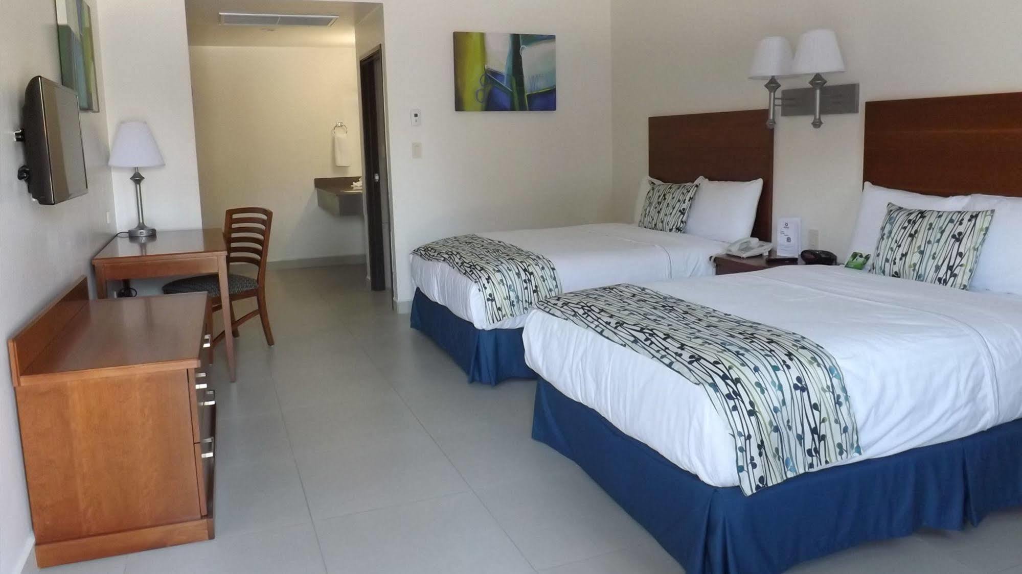 Booye Hotel Навохоа Экстерьер фото